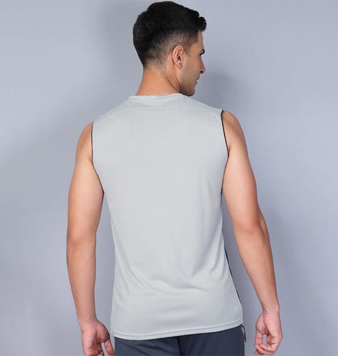 Men Colorblocked Vest
